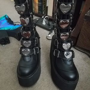 Heart buckle boots